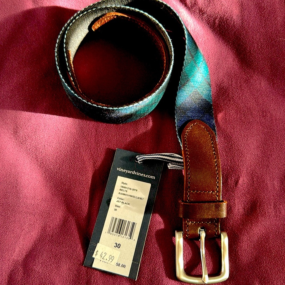 New unworn blackwatch plaid belt vineyard vines 30